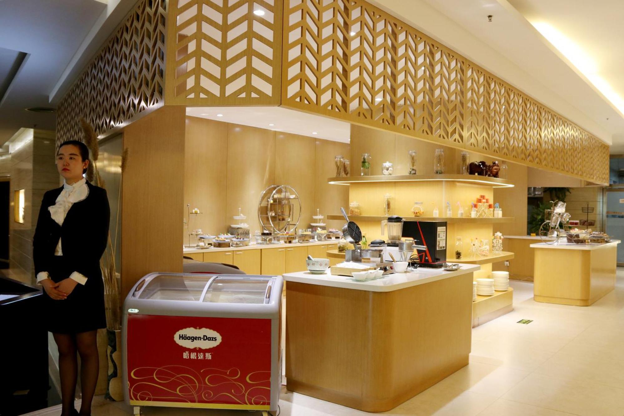 Header Baotou Hotel Buitenkant foto